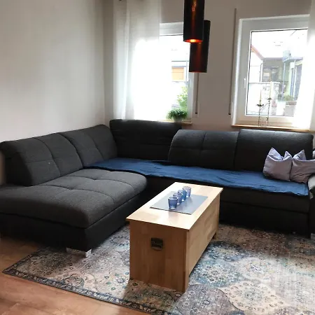 Ferien- Und Winzerhof Ute Braun Appartement *